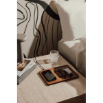 Caricatore wireless da scrivania ecologico con vassoio organizer color marrone vista ambiente