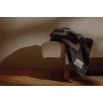 Coperta in poliestere riciclato con tocco morbido e caldo 260 g/m2 color grigio vista ambiente 2