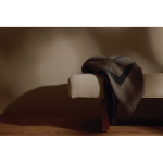 Coperta in poliestere riciclato con tocco morbido e caldo 260 g/m2 color grigio vista ambiente 3