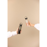 Borraccia rPET design minimalista con tappo in acciaio e manico 550 ml color trasparente vista ambiente 2