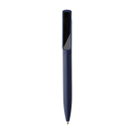 Taccuino A5 in PU riciclato con pagine a righe e penna inchiostro blu quarta vista