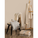 Coperta in poliestere riciclato effetto morbido tipo mohair 300g/m2 vista ambiente