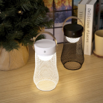 Lampada con design in metallo e manico superiore in PU vista ambiente