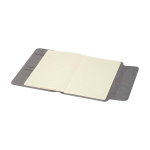 Portadocumenti ecologico con chiusura in legno di noce A5 a righe color grigio terza vista