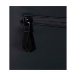 Zaino arrotolabile in pelle sintetica impermeabile per PC 15” color nero vista dettaglio 1