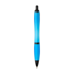 Penna in plastica riciclata con dettagli neri inchiostro nero color azzurro pastello seconda vista posteriore