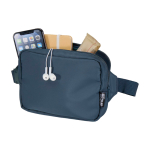 Borsa a tracolla da viaggio in poliestere riciclato con scomparto 1l color azzurro ciano seconda vista