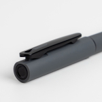 Roller riciclato con corpo gommato e scrittura fluida inchiostro nero vue 1