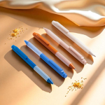 Penna ecologica con impugnatura in silicone e inchiostro gel nero vue d'ambiance