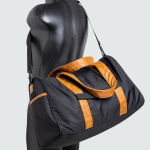 Borsone in RPET impermeabile con chiusura magnetica e tasca