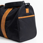 Borsone in RPET impermeabile con chiusura magnetica e tasca