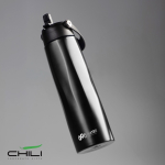 Bicchiere termico ecologico in acciaio inox riciclato con manico e cannuccia 1L color nero vue avec logo imprimé
