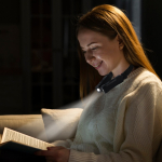 Torcia da collo a mani libere con 3 modalità diverse color nero seconda vista