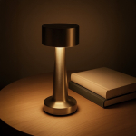 Lampada da comodino con 3 modalità di luce e sensore touch color argento quinta vista