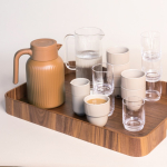 Caraffa termica con design a righe verticali caratteristiche 1,5 l color marrone seconda vista