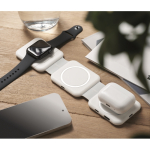 Base di ricarica magnetica in ABS con hub USB integrati 15 W color bianco vista ambiente