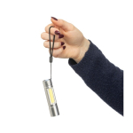 Torcia ricaricabile in alluminio con laccetto da polso e 3 modalità di luce undicesima vista