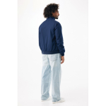 Giacca urbana unisex medium fit con zip e fodera 95 g/m² Iqoniq Odin color blu mare terza vista con modello