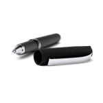 Penna roller in plastica con finitura opaca e inchiostro gel blu color nero vista dettaglio 2