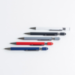 Penna in alluminio riciclato con spinner e puntatore touch, inchiostro blu vue d'ambiance