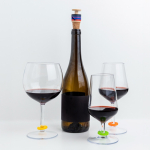 Tappo in sughero per bottiglia con anelli colorati segnabicchiere vue d'ambiance