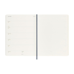 Agenda settimanale grande in carta color cuoio con copertina morbida Moleskine color blu quarta vista