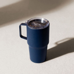 Bicchiere termico in acciaio inox antigoccia con manico 600 ml color blu mare quinta vista