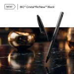 Penna a sfera in metallo ricaricabile con ricariche e scrittura nera Cristal® Re’New Black BIC®