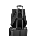Zaino in similpelle con patta ideale per portatili da 16” color nero decima vista