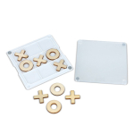 Sottobicchiere in plastica e legno con gioco del tris integrato color bianco terza vista