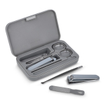Set manicure in astuccio in plastica resistente con 5 pezzi color grigio seconda vista