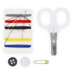 Kit da cucito in scatola di plastica con cerotti ideale per i viaggi color bianco quinta vista