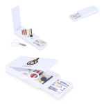 Kit da cucito in scatola di plastica con cerotti ideale per i viaggi