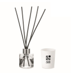 Set aromatico con diffusore di fragranza e candela in cera vegetale color bianco vista area di stampa