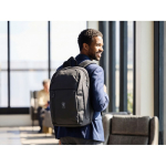 Zaino urbano in RPET con scomparto imbottito per laptop 15'' color nero vista ambiente principale
