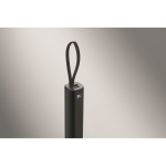 Powerbank in alluminio riciclato con indicatore di batteria e cavo 5.000mAh color nero terza vista fotografica