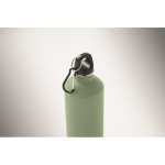 Borraccia in acciaio inox riciclato con finitura gommata e moschettone 750 ml color verde menta terza vista fotografica