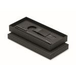 Set regalo con penna in alluminio riciclato e portachiavi in PU color nero