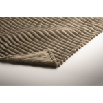Coperta in pile a righe con nastro e cartoncino kraft 450 g/m² color cachi terza vista fotografica