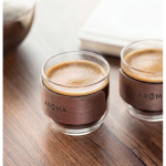 Set da 2 tazze da caffè in vetro con fascia in legno di noce 120 ml color legno seconda vista ambiente 2