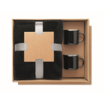 Set regalo con coperta in pile e due tazze metalliche smaltate da 350 ml color nero seconda vista