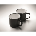 Set regalo con coperta in pile e due tazze metalliche smaltate da 350 ml color nero quarta vista fotografica