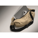 Borsa a tracolla urbana in nylon idrorepellente con tracolla regolabile color cachi quarta vista fotografica