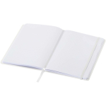 Taccuino A5 con chiusura elastica e nastro dello stesso colore, pagine puntinate color bianco seconda vista