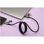 Cavo di ricarica magnetico ultra rapido a doppio ingresso 100W SCX.design color nero immagine stile di vita 2