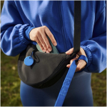 Localizzatore BT resistente all’acqua con allarme sonoro Chipolo color blu immagine stile di vita 2