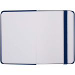 Taccuino A7 con copertina rigida in similpelle, chiusura elastica e pagine a righe color blu mare terza vista frontale