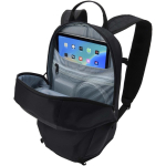 Zaino compatto Thule da 12 L per l'uso quotidiano con dettagli riflettenti color nero terza vista