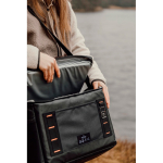 Borsa frigo portatile con tracolla regolabile e tasche Nordic Drift Storm10L color nero vista ambiente 4