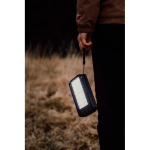 Powerbank solare pieghevole con ricarica rapida Nordic Drift Titan 10000mAh color nero vista ambiente 4
